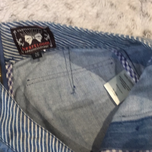Heartloom jean shorts - Picture 2 of 3